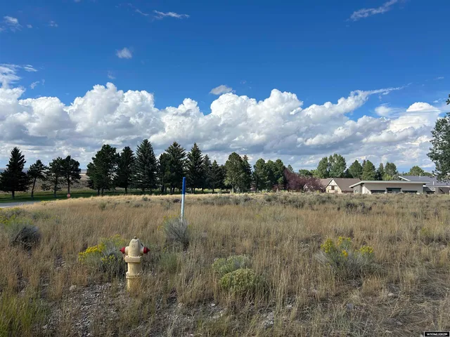 $331,000 | 5 North Ogallala, Saratoga, WY 82331