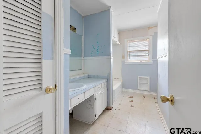 $99,000 | 608 Lawrence Street, Jacksonville, TX 75766