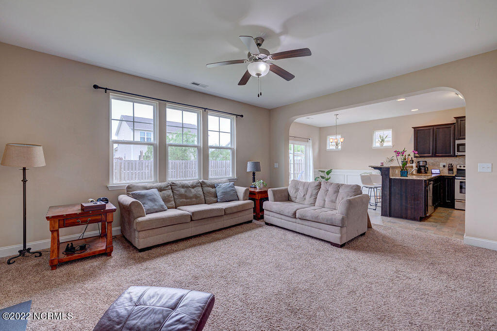 911 Heartwood Loop Road Leland, NC 28451 - Photo 4 of 36 911HeartwoodLoopEdit-12