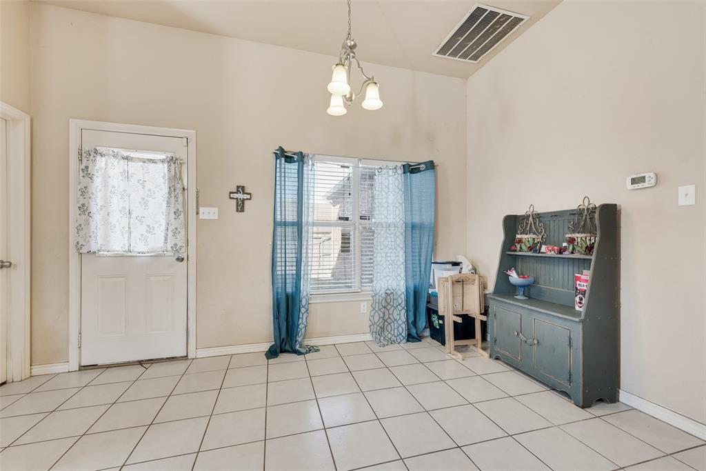 301 Quail Run Road Red Oak, TX 75154 - Photo 7 of 22