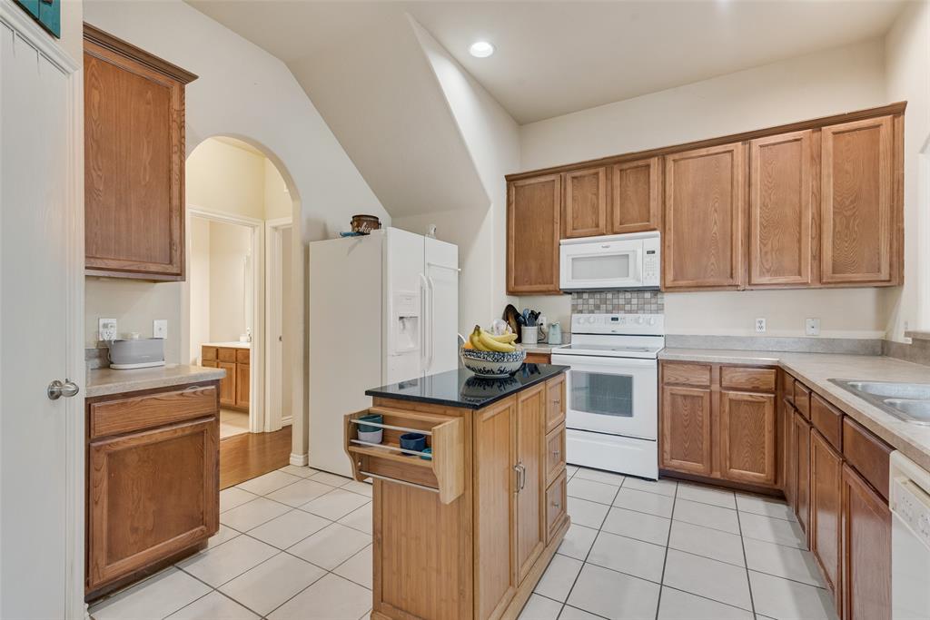 301 Quail Run Road Red Oak, TX 75154 - Photo 8 of 22