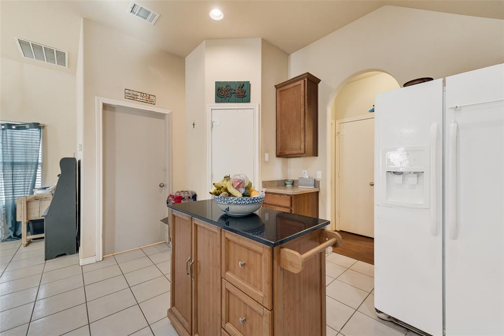 301 Quail Run Road Red Oak, TX 75154 - Photo 9 of 22