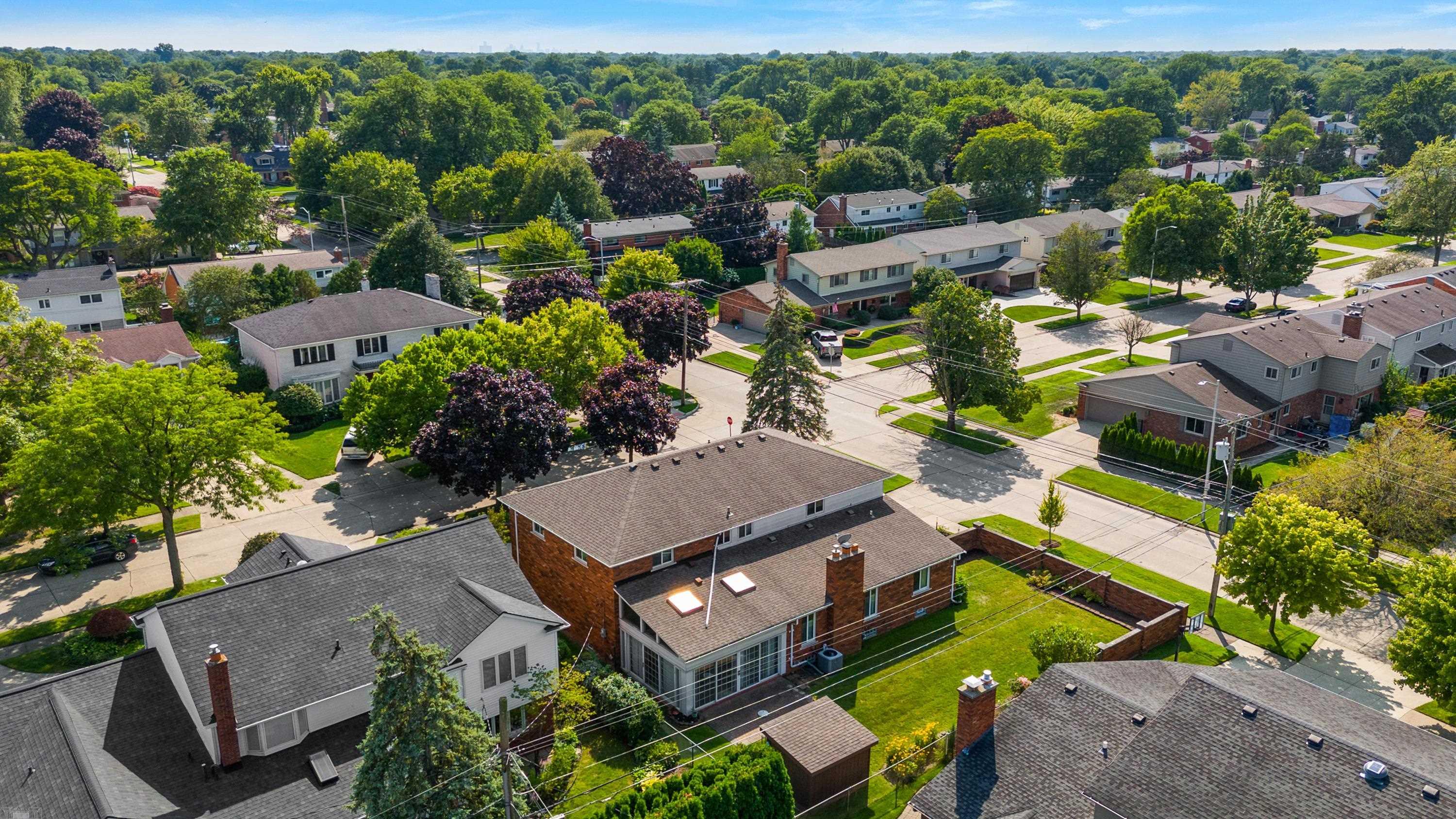 656 Canterbury Road Grosse Pointe Woods, MI 48236 - Photo 73 of 77