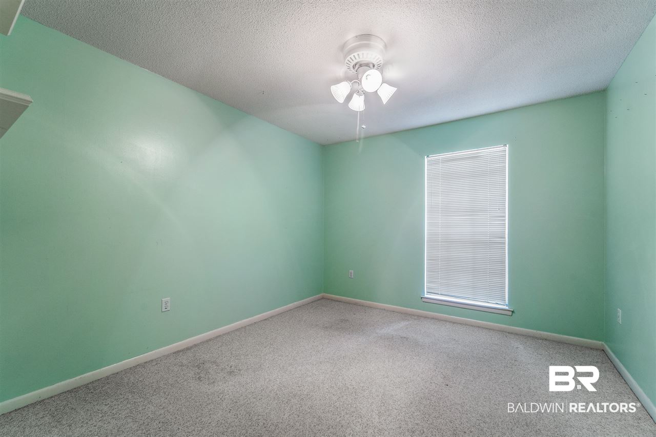 4251 Spring Valley Drive South Mobile, AL 36693 - Photo 10 of 17