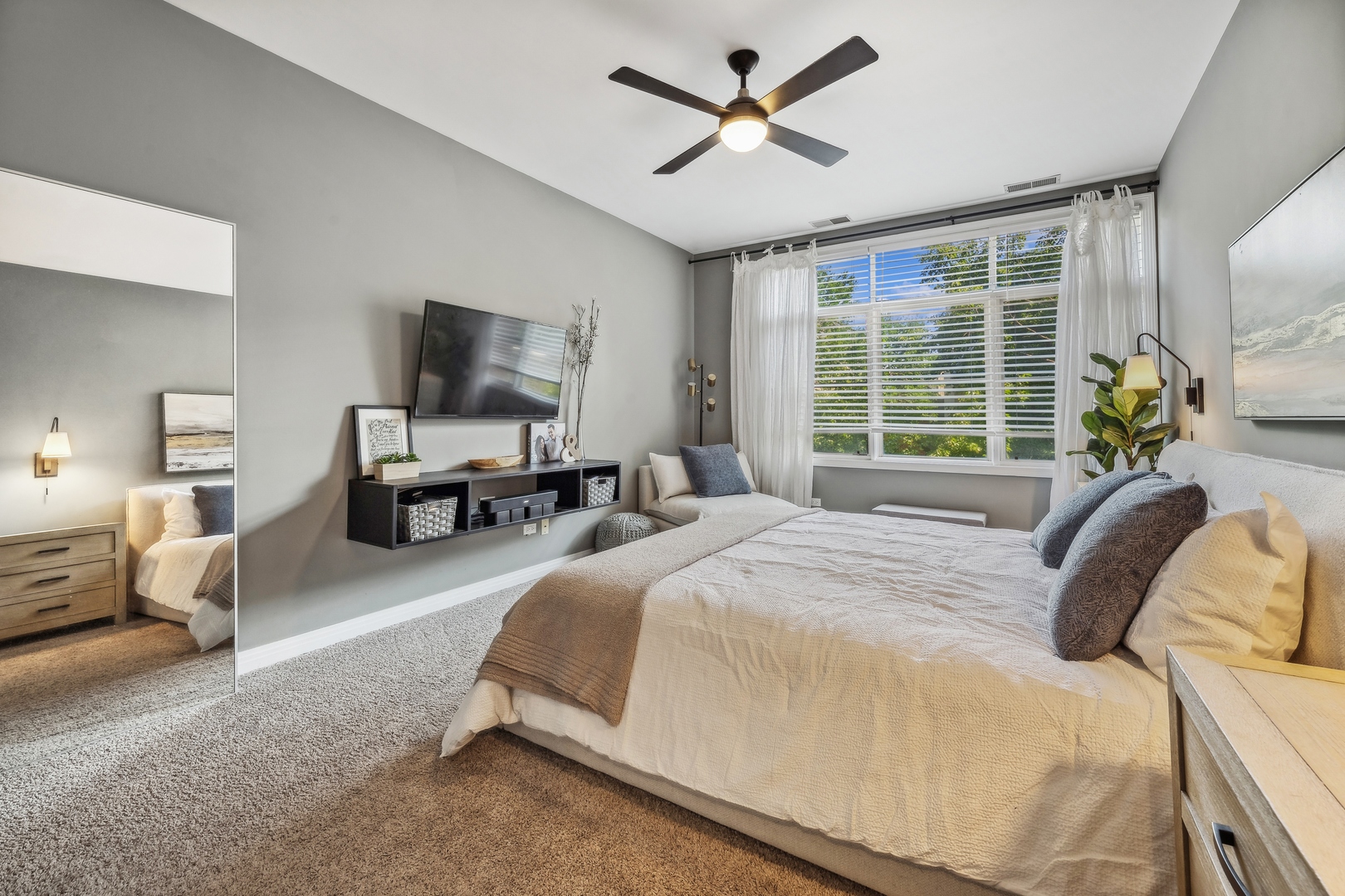 950 West Huron Street, Unit 305 Chicago, IL 60642 - Photo 16 of 25