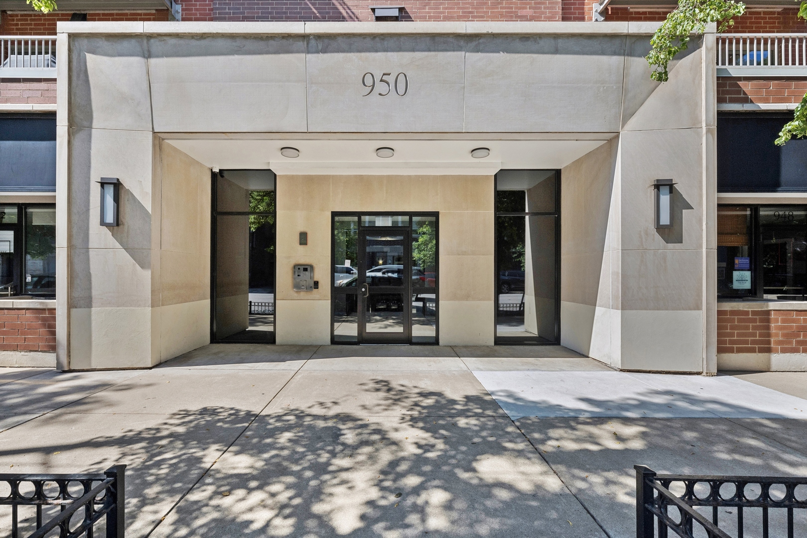 950 West Huron Street, Unit 305 Chicago, IL 60642 - Photo 2 of 25