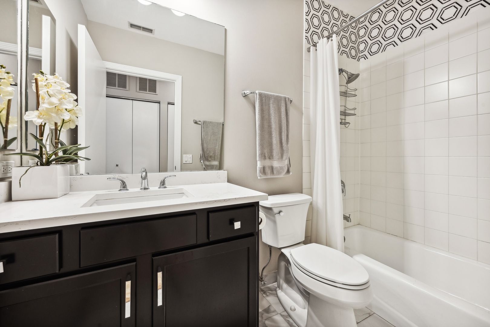 950 West Huron Street, Unit 305 Chicago, IL 60642 - Photo 21 of 25