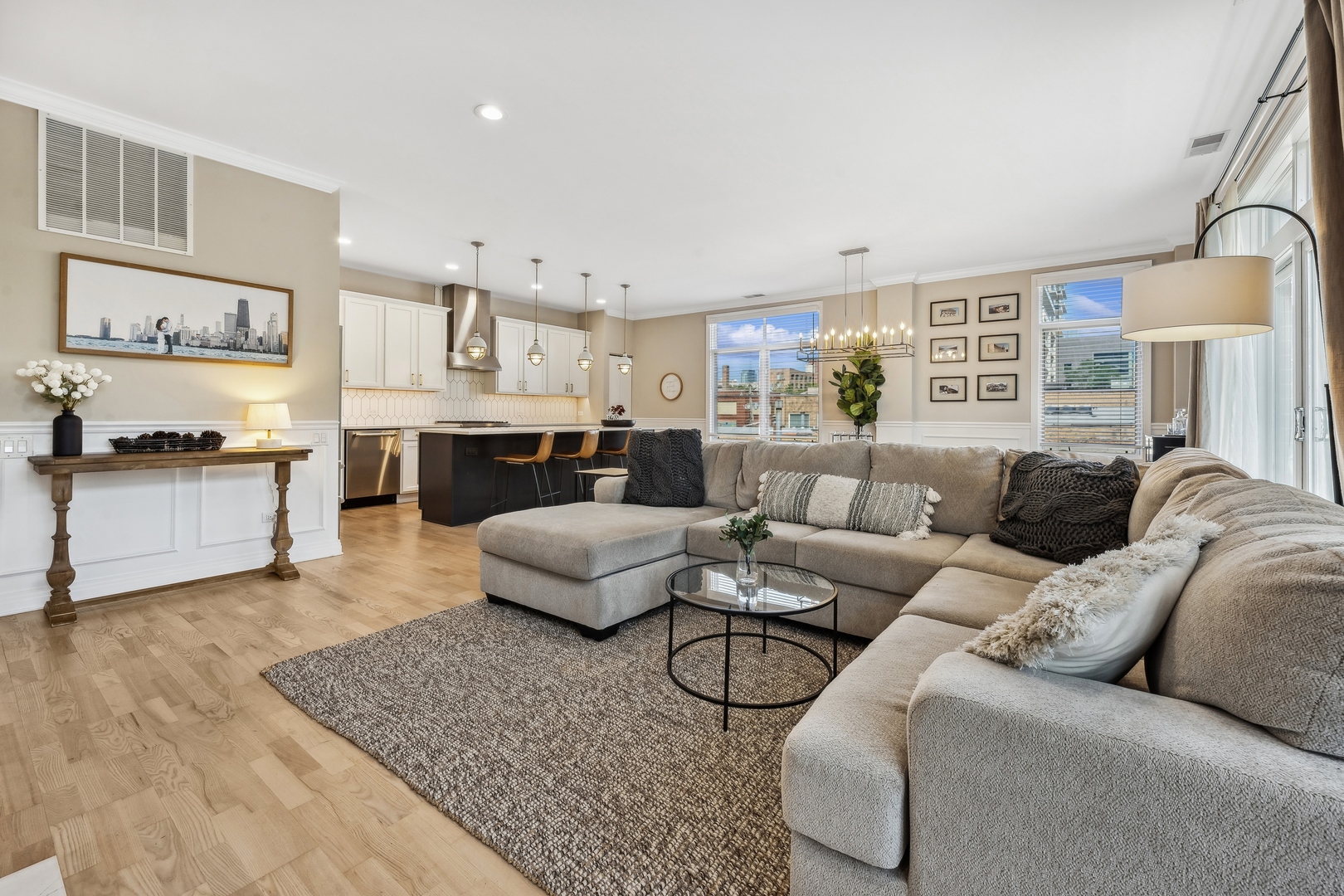 950 West Huron Street, Unit 305 Chicago, IL 60642 - Photo 5 of 25