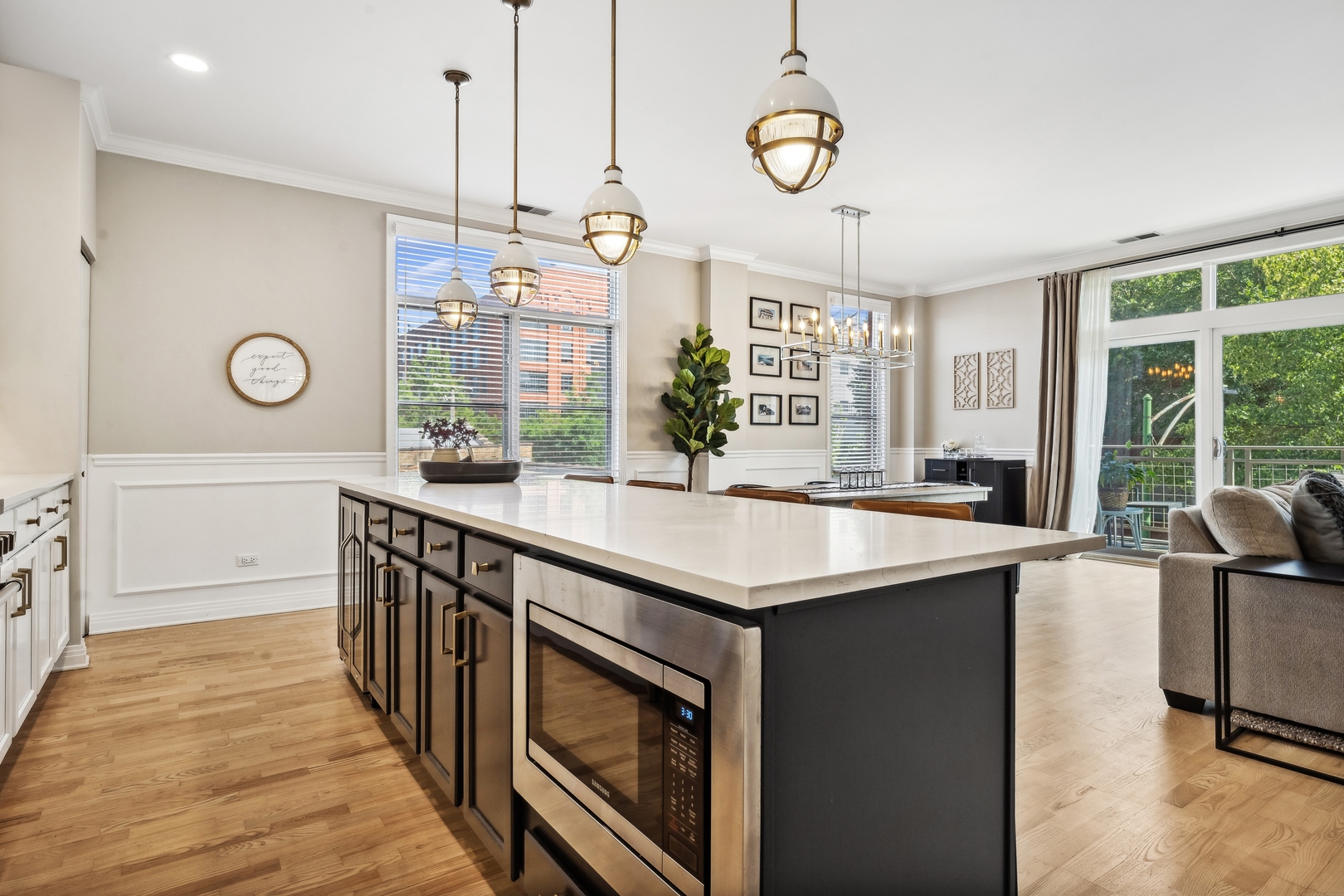 950 West Huron Street, Unit 305 Chicago, IL 60642 - Photo 9 of 25