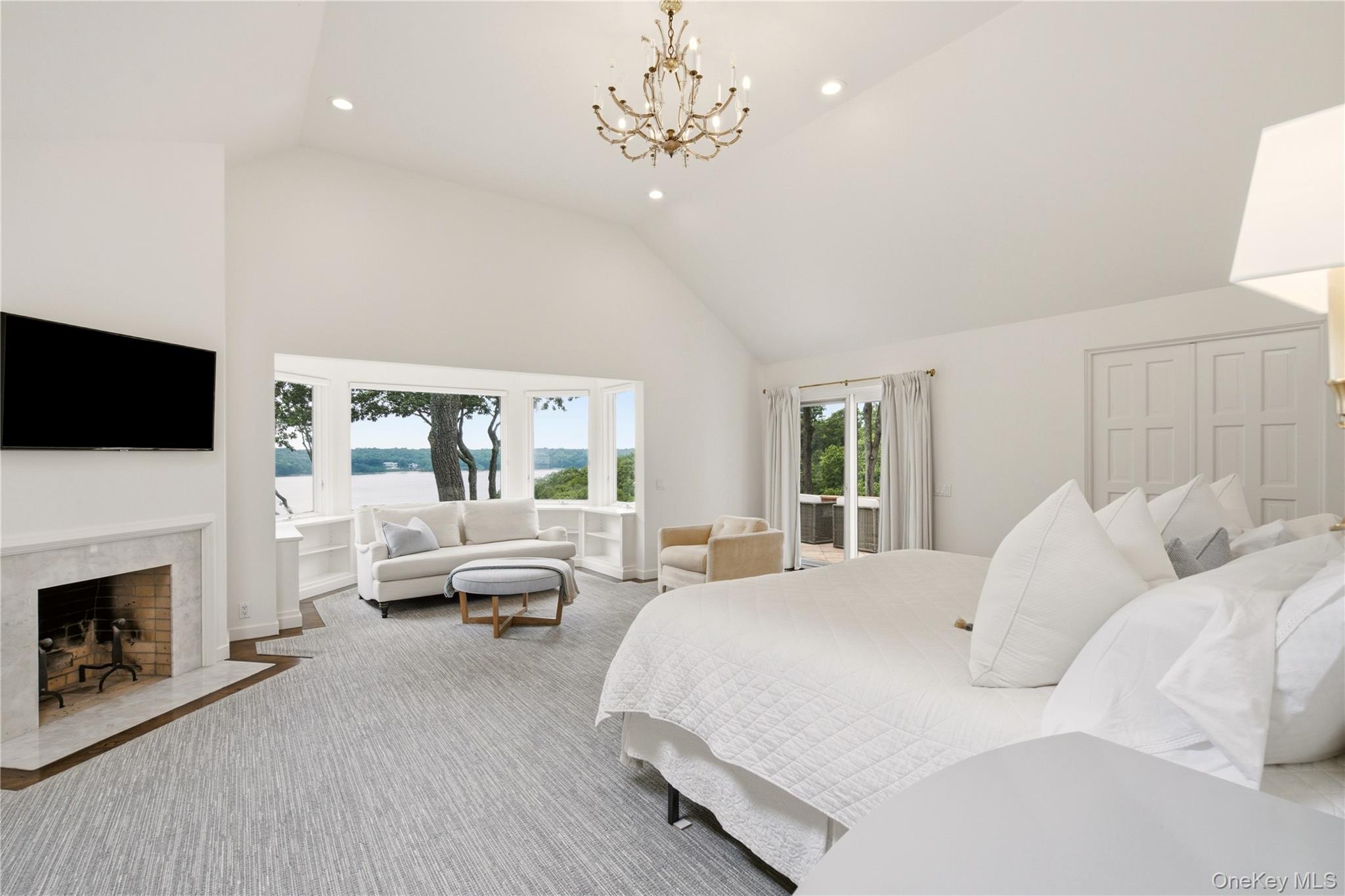 86 White Hill Road Cold Spring Harbor, NY 11724 - Photo 20 of 36
