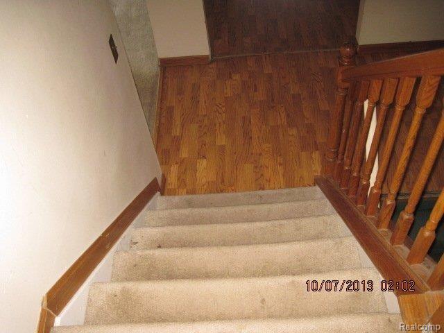 5782 Wedgewood Road Canton, MI 48187 - Photo 9 of 30 008.JPG