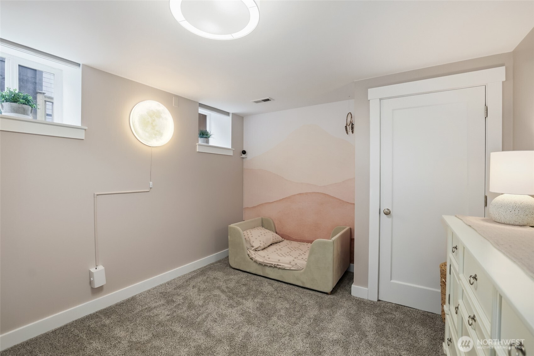 5250 45th Avenue Southwest Seattle, WA 98136 - Photo 18 of 38 Gallery Image 18