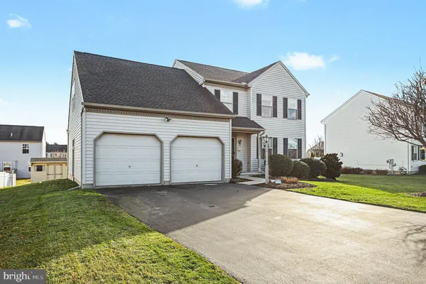 $365,000 | 3706 Wheatland Drive, Dover, PA 17315