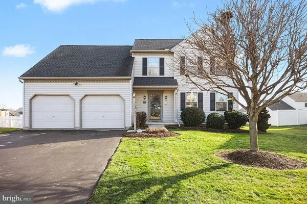 $365,000 | 3706 Wheatland Drive, Dover, PA 17315