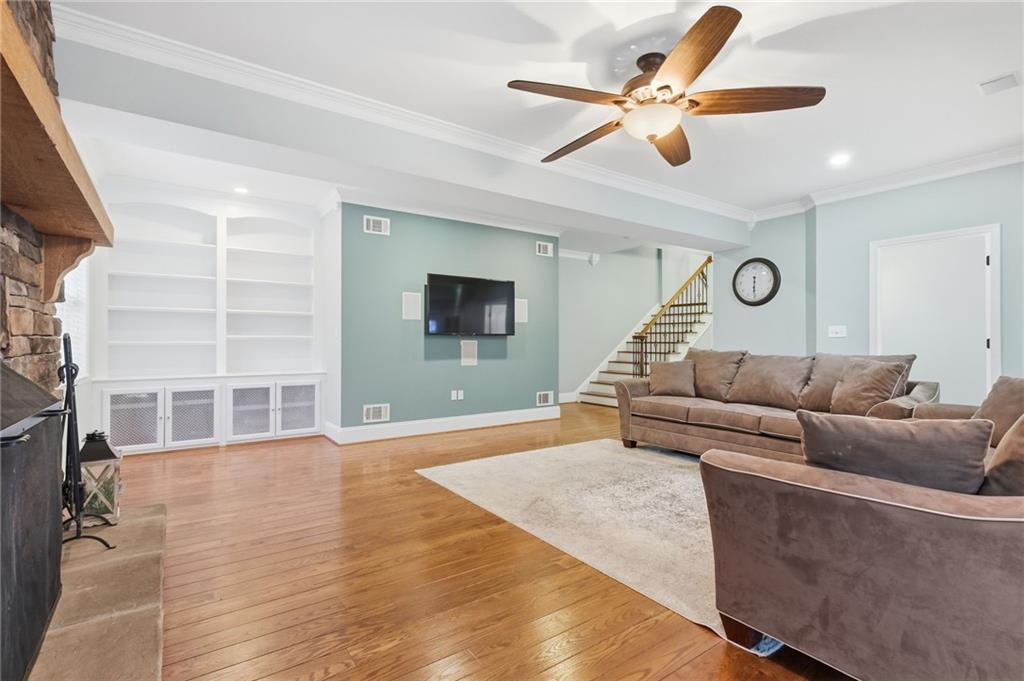 4021 Bakerstown Road Gibsonia, PA 15044 - Photo 17 of 43 a living room with furniture and a ceiling fan