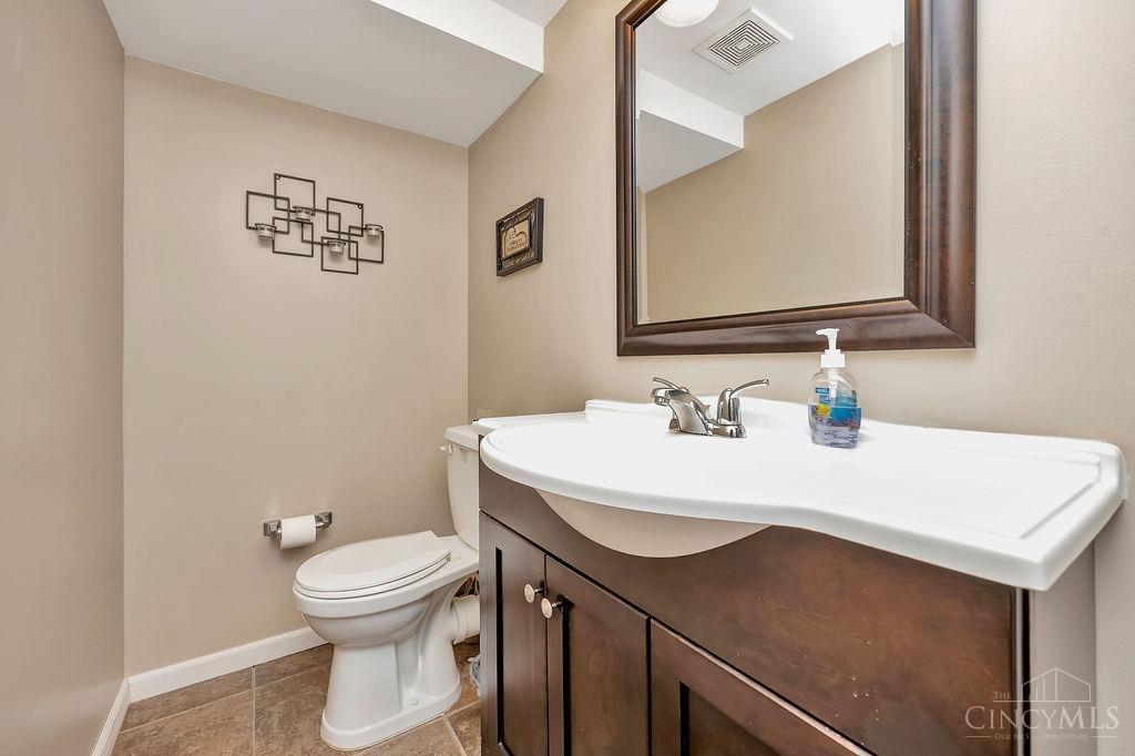 10518 Pottinger Road Cincinnati, OH 45251 - Photo 28 of 38 Gallery Image 28