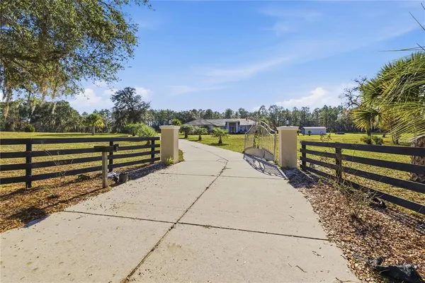 $1,175,000 | 6081 West Pell Place, Dunnellon, FL 34433