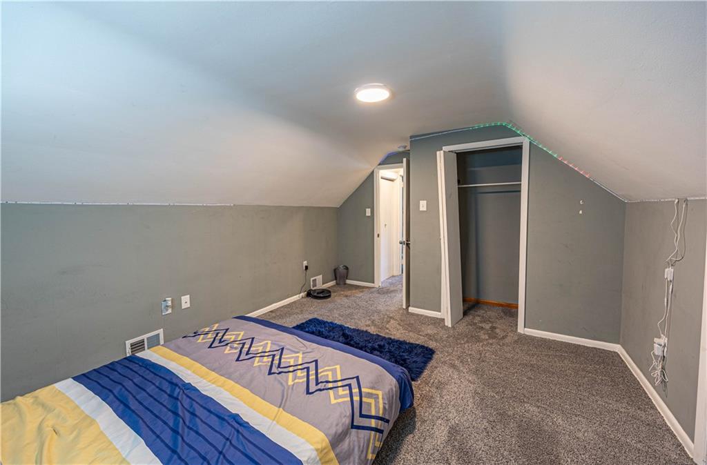 414 Hochberg Road Pittsburgh, PA 15235 - Photo 16 of 26