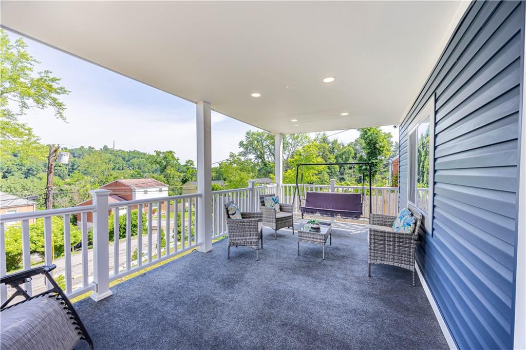 414 Hochberg Road Pittsburgh, PA 15235 - Photo 2 of 26