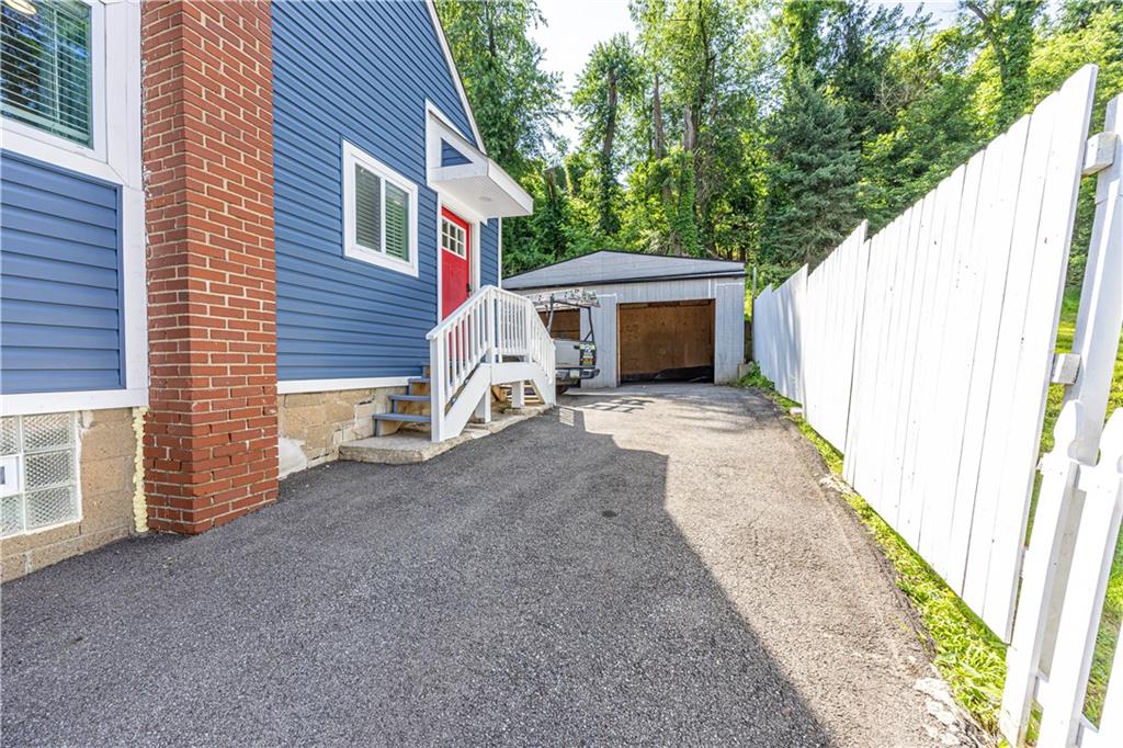 414 Hochberg Road Pittsburgh, PA 15235 - Photo 26 of 26