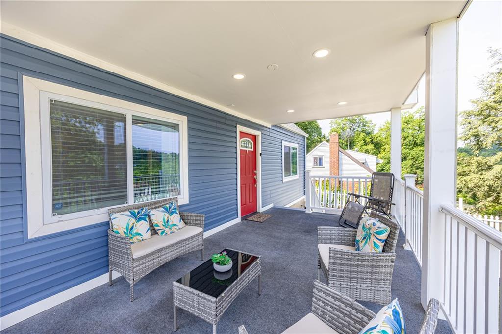 414 Hochberg Road Pittsburgh, PA 15235 - Photo 3 of 26