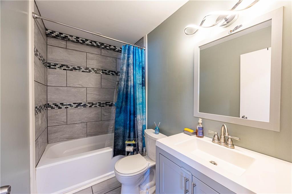 414 Hochberg Road Pittsburgh, PA 15235 - Photo 7 of 26