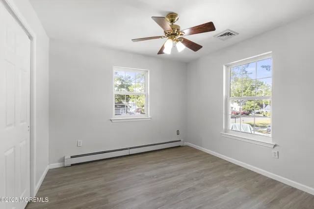 $385,000 | 822 Tappan Street, Forked River, NJ 08731