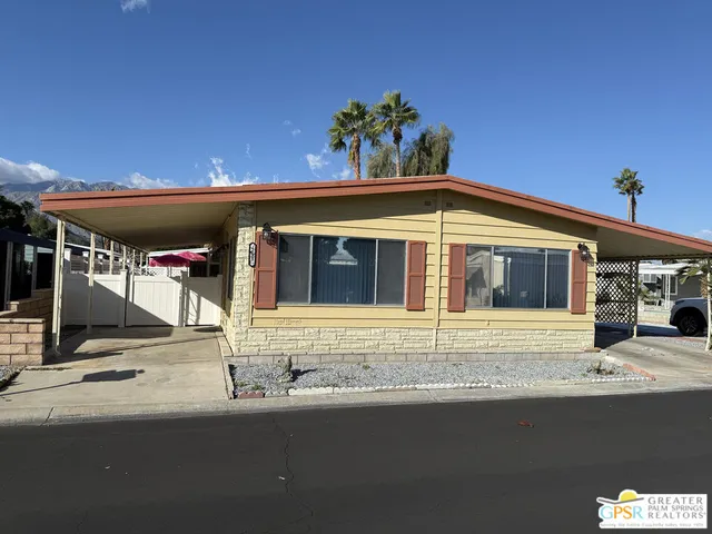 a view of a storage & utility room