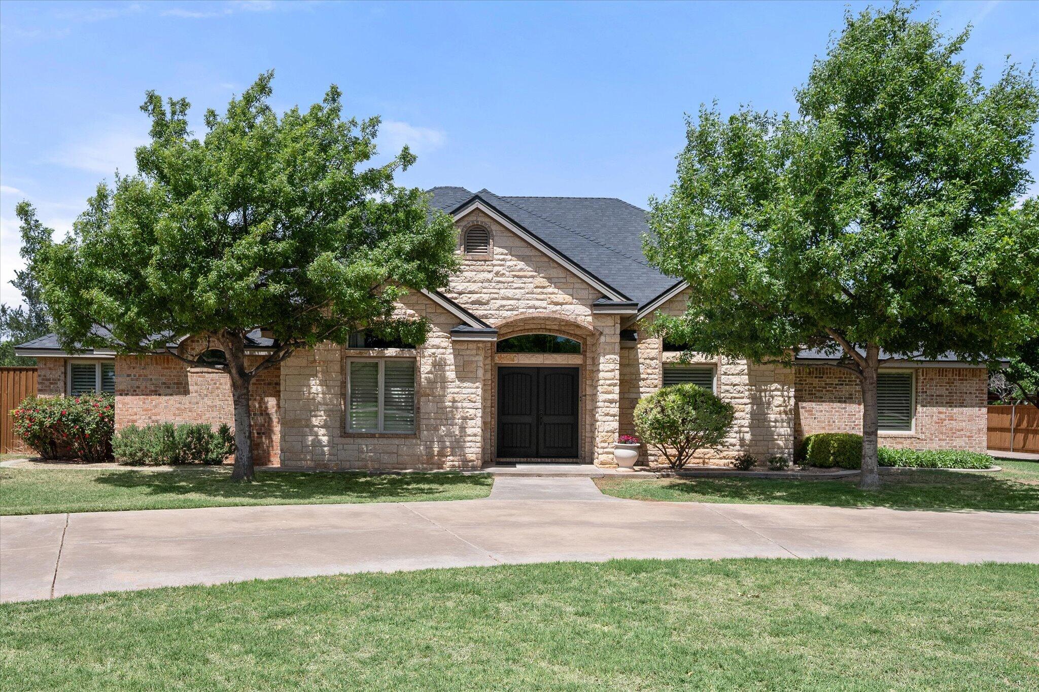 5506 152nd Street Lubbock, TX 79424 - Photo 7 of 60 87-5506 152nd_8373_crop