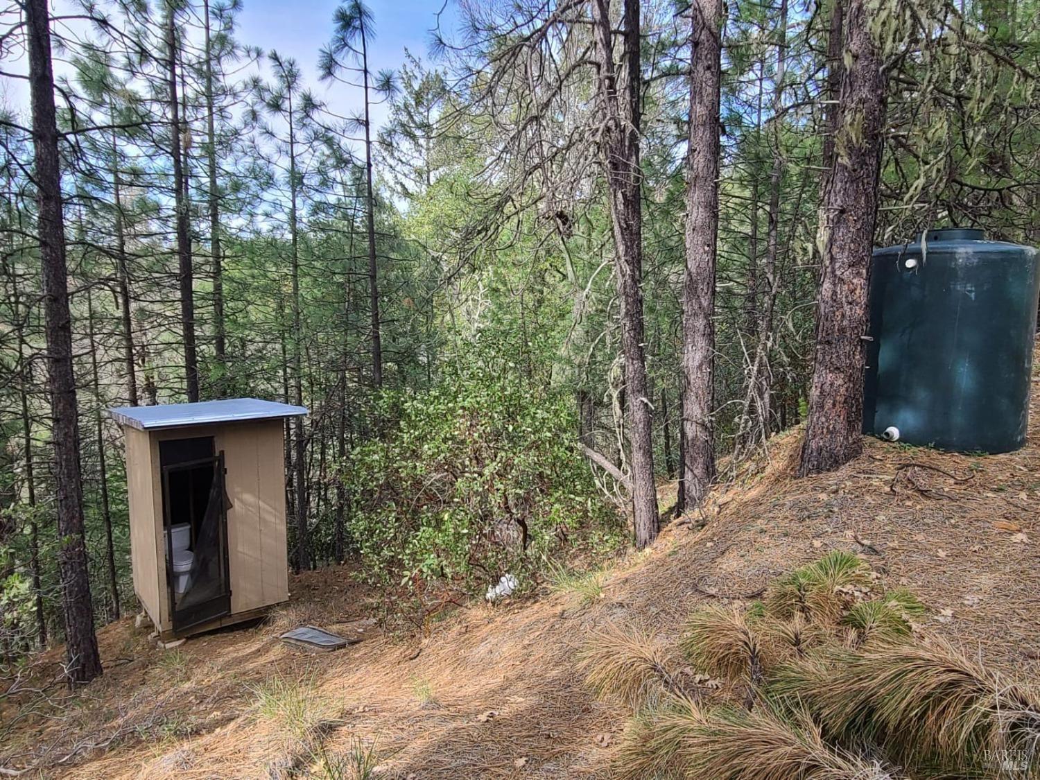 47700 Bentley Ridge Road Covelo, CA 95428 - Photo 34 of 74