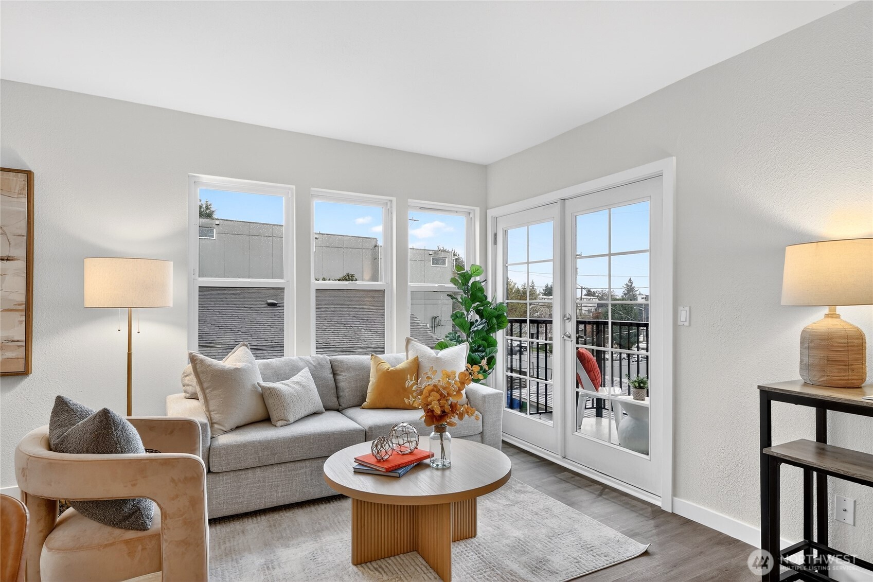 6547 42nd Avenue Southwest, Unit 303 Seattle, WA 98136 - Photo 15 of 33
