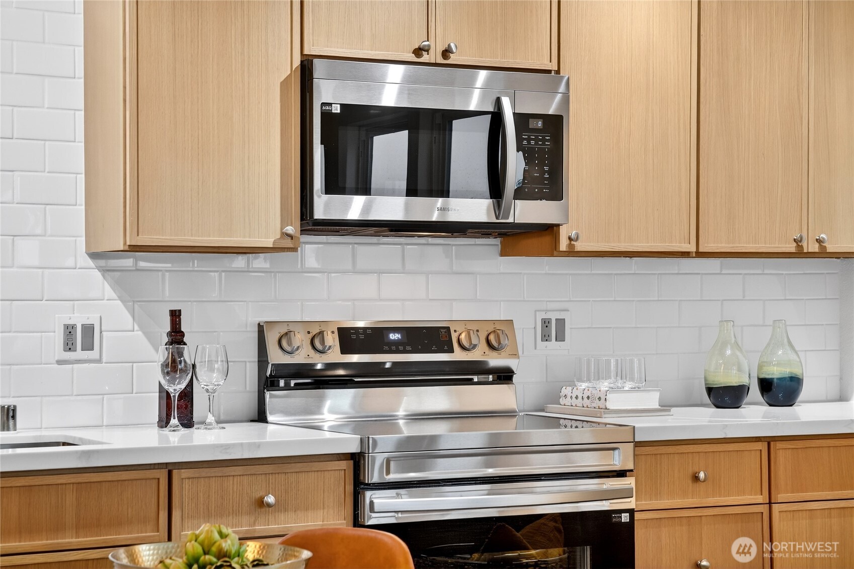 6547 42nd Avenue Southwest, Unit 303 Seattle, WA 98136 - Photo 25 of 33