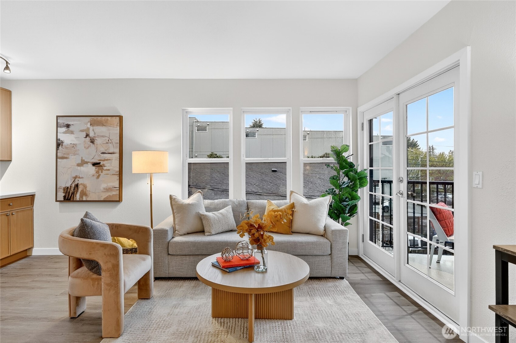 6547 42nd Avenue Southwest, Unit 303 Seattle, WA 98136 - Photo 6 of 33