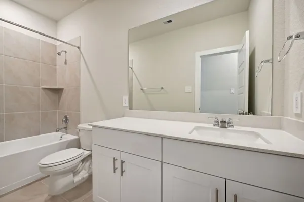 $2,100 | 1410 Waggoner Rnch Trail, Conroe, TX 77301