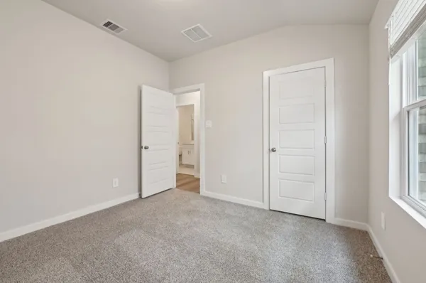 $2,100 | 1410 Waggoner Rnch Trail, Conroe, TX 77301