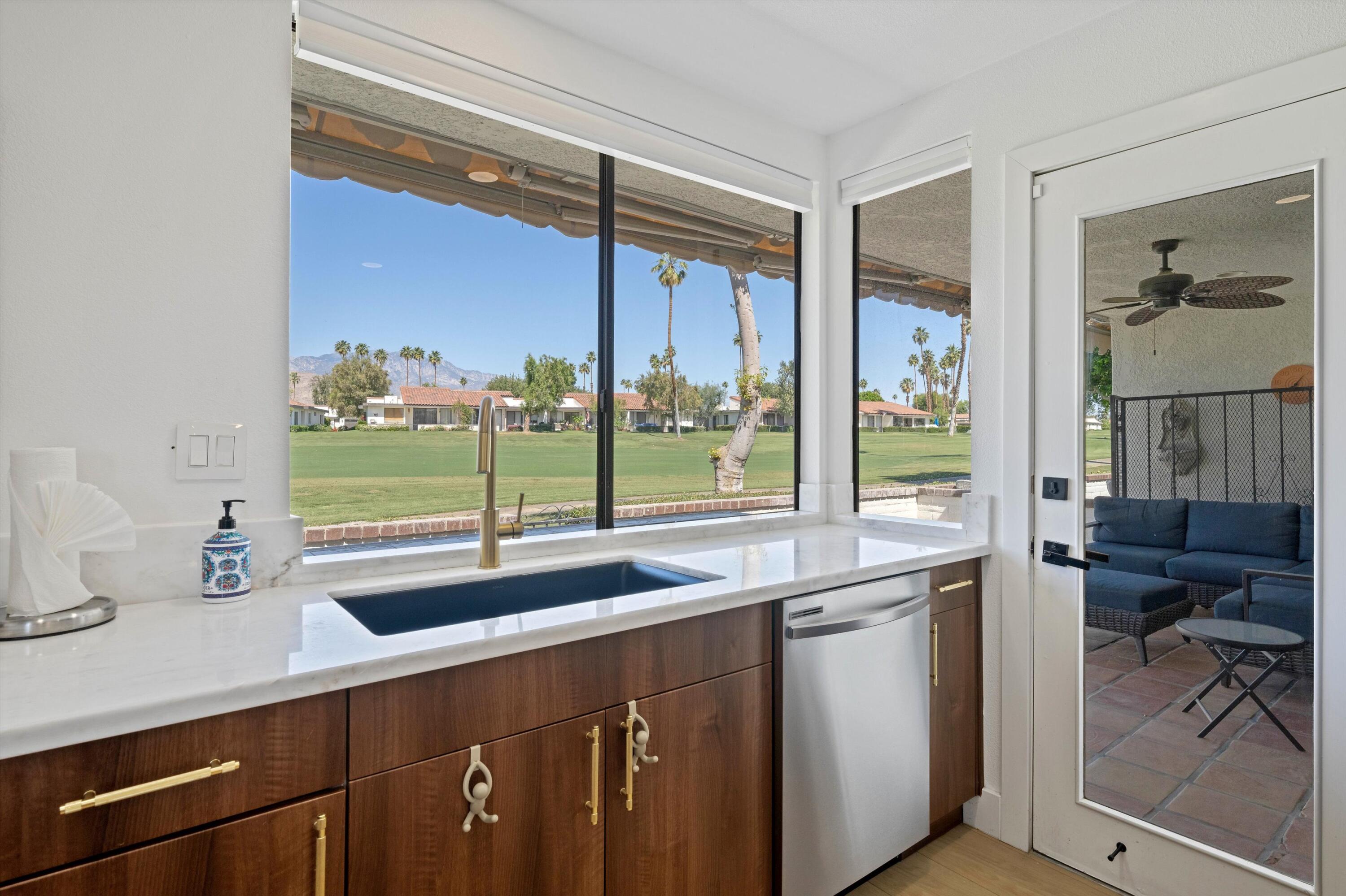25 Juan Carlos Street Rancho Mirage, CA 92270 - Photo 16 of 45 Kitchen