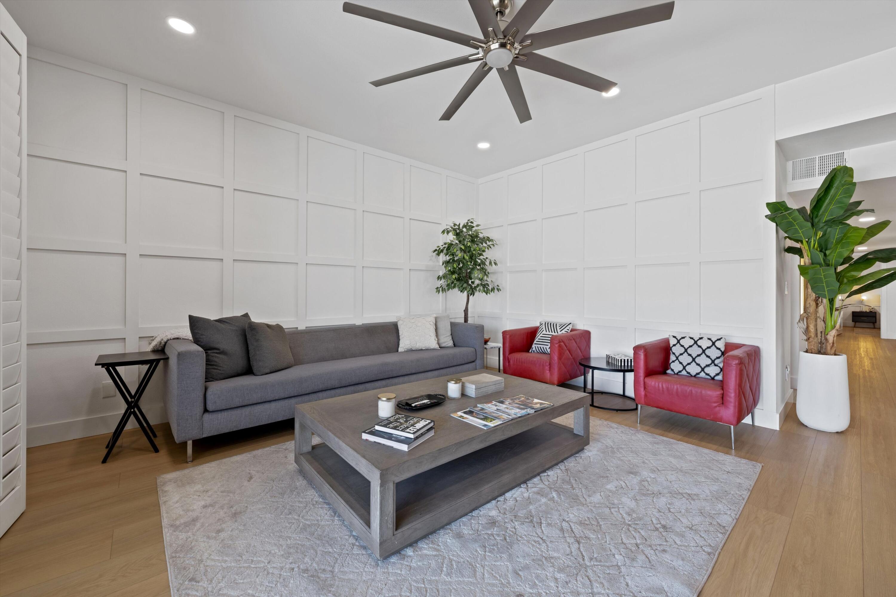 25 Juan Carlos Street Rancho Mirage, CA 92270 - Photo 7 of 45 Living Room