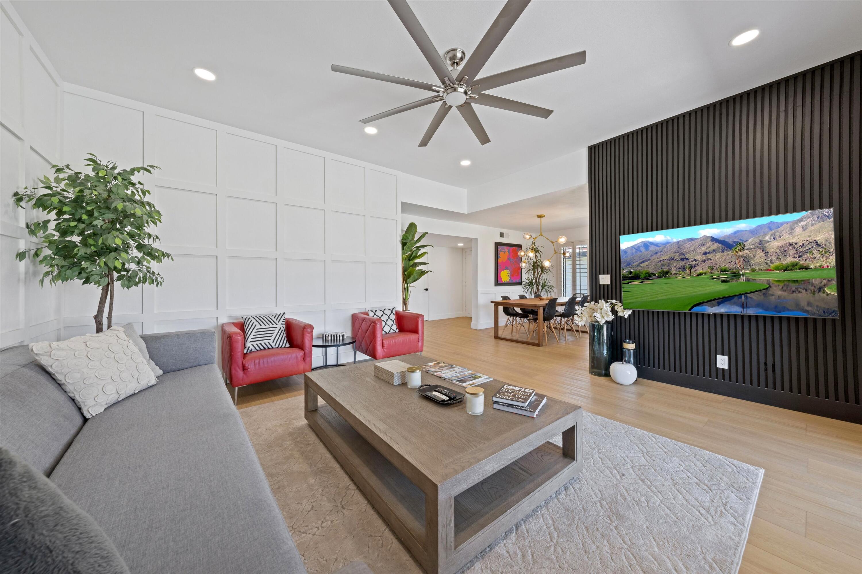 25 Juan Carlos Street Rancho Mirage, CA 92270 - Photo 8 of 45 Living Room