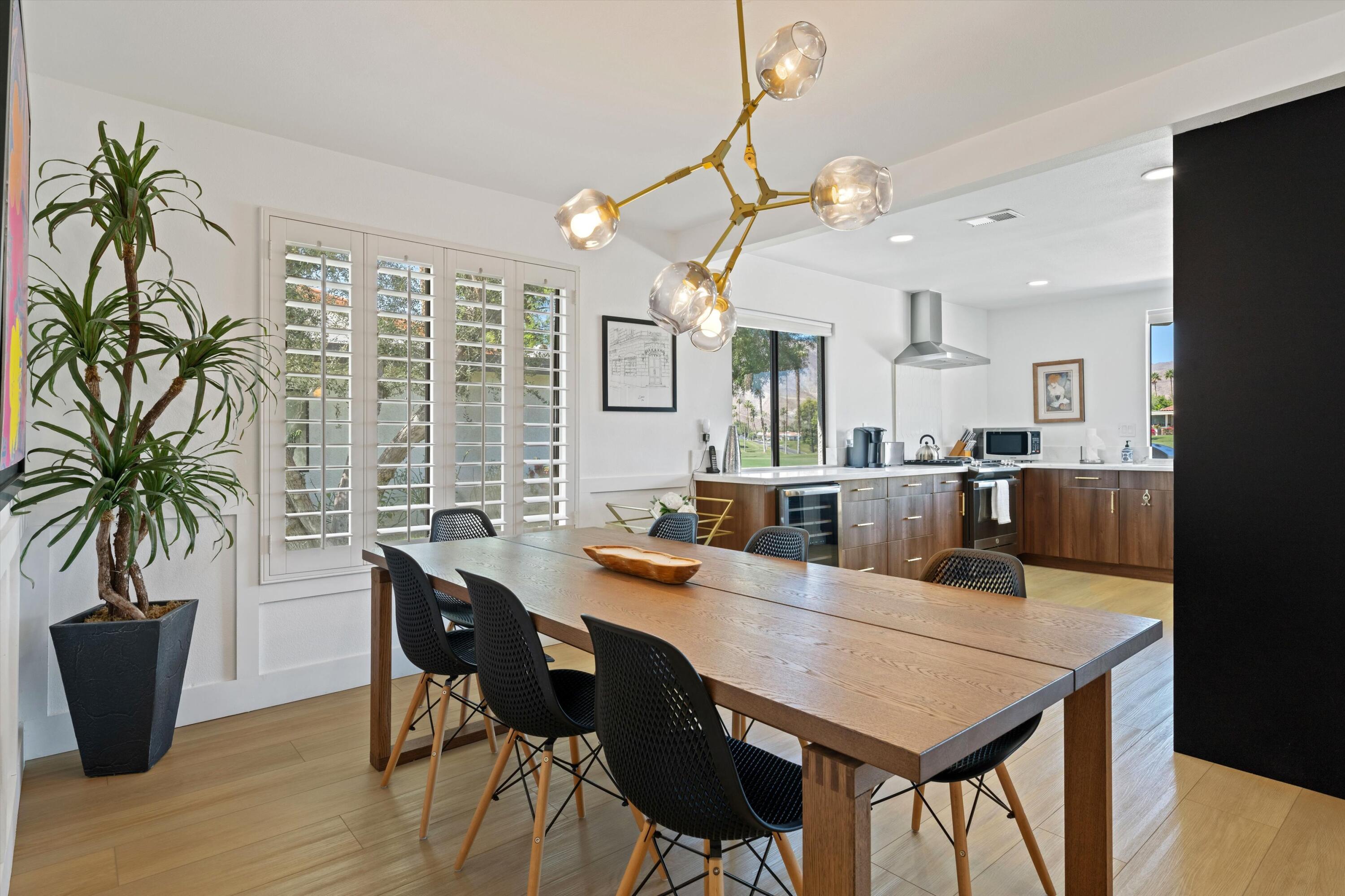 25 Juan Carlos Street Rancho Mirage, CA 92270 - Photo 10 of 45 Dining Area
