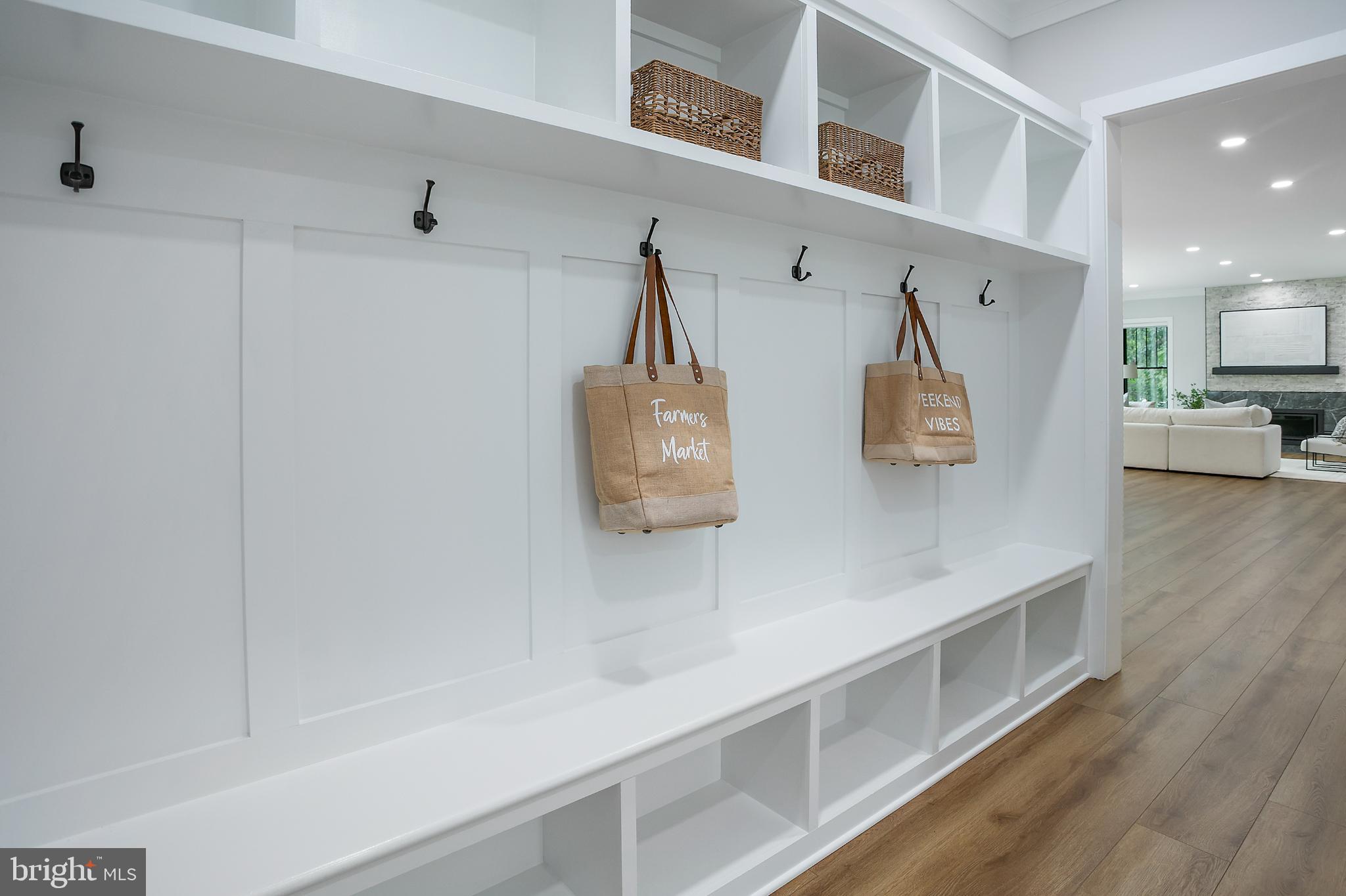 116 Fardale Street Southeast Vienna, VA 22180 - Photo 21 of 50 Mudroom