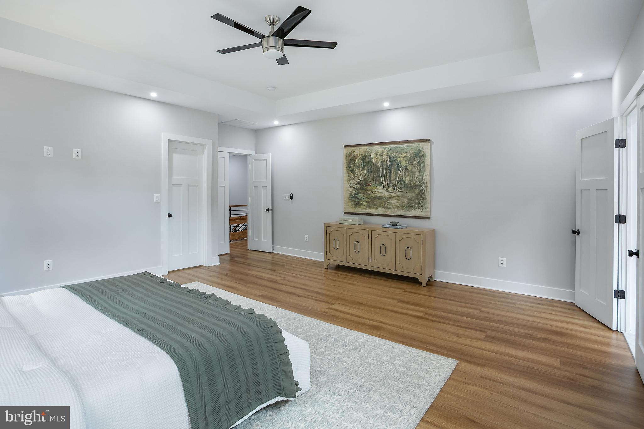 116 Fardale Street Southeast Vienna, VA 22180 - Photo 24 of 50 Upstairs primary suite