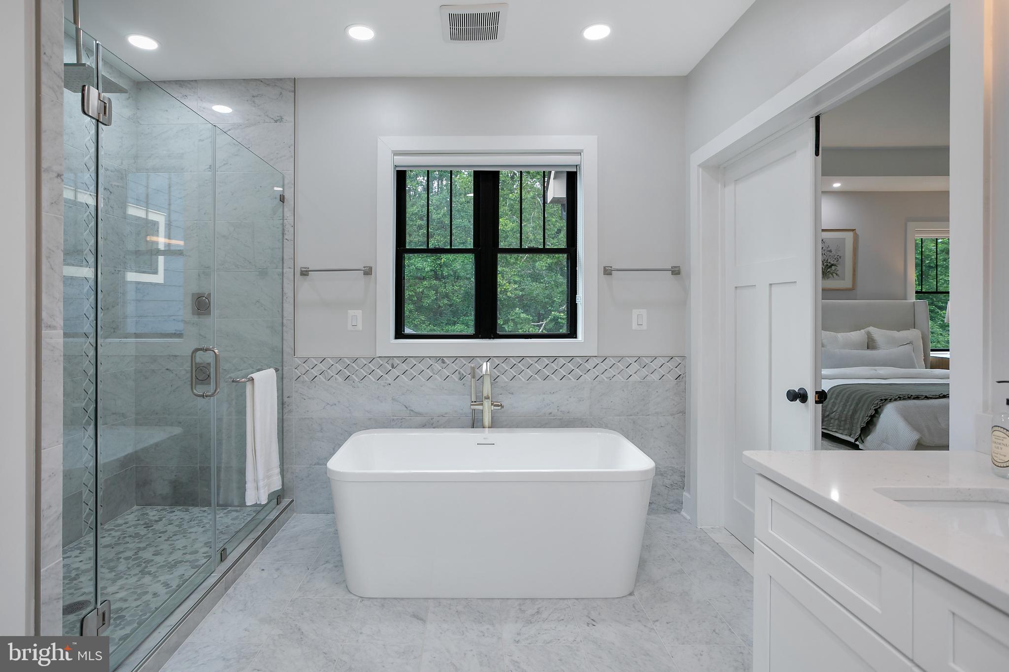 116 Fardale Street Southeast Vienna, VA 22180 - Photo 26 of 50 Upstairs primary bathroom