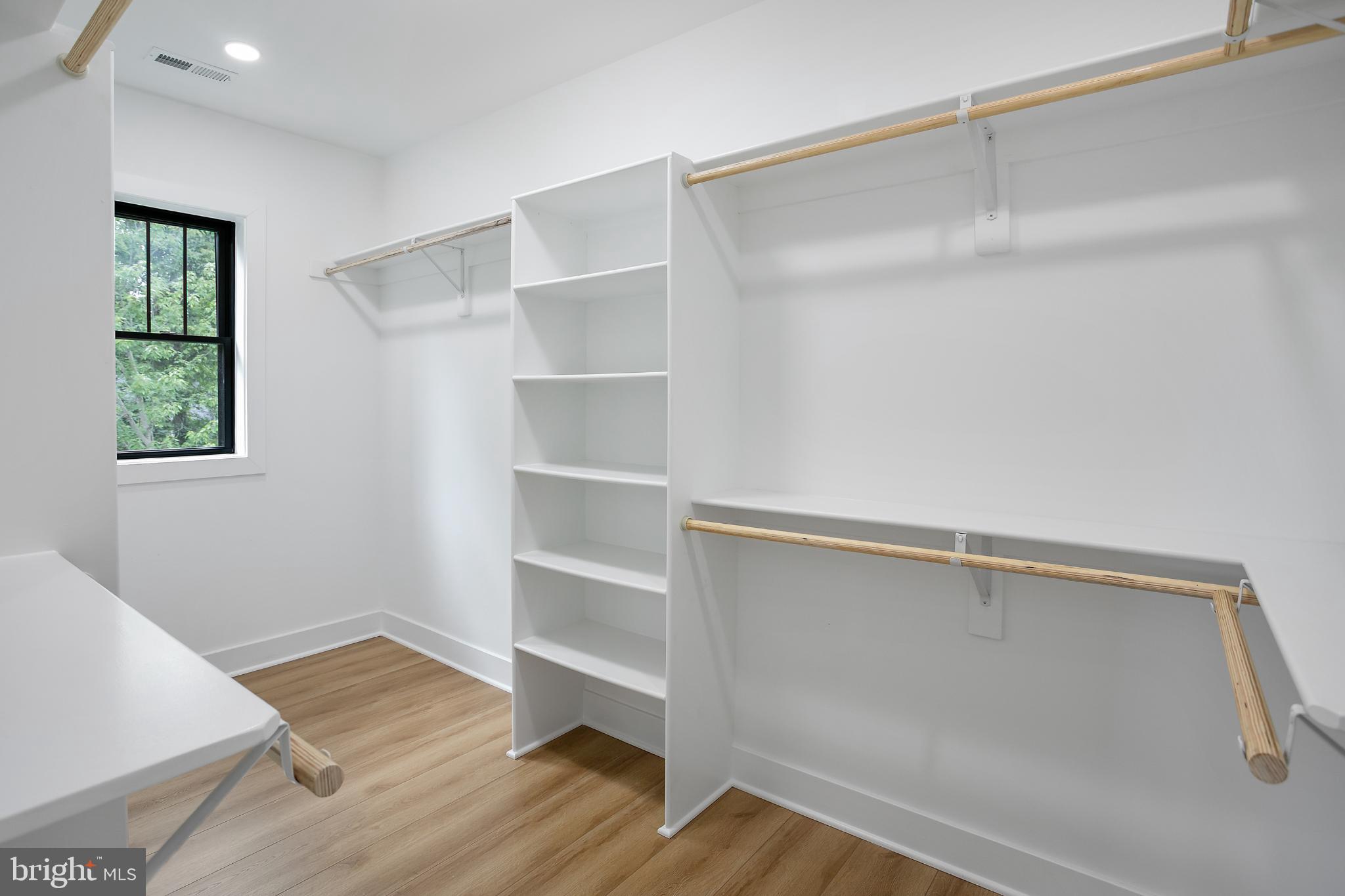 116 Fardale Street Southeast Vienna, VA 22180 - Photo 28 of 50 Upstairs primary closet