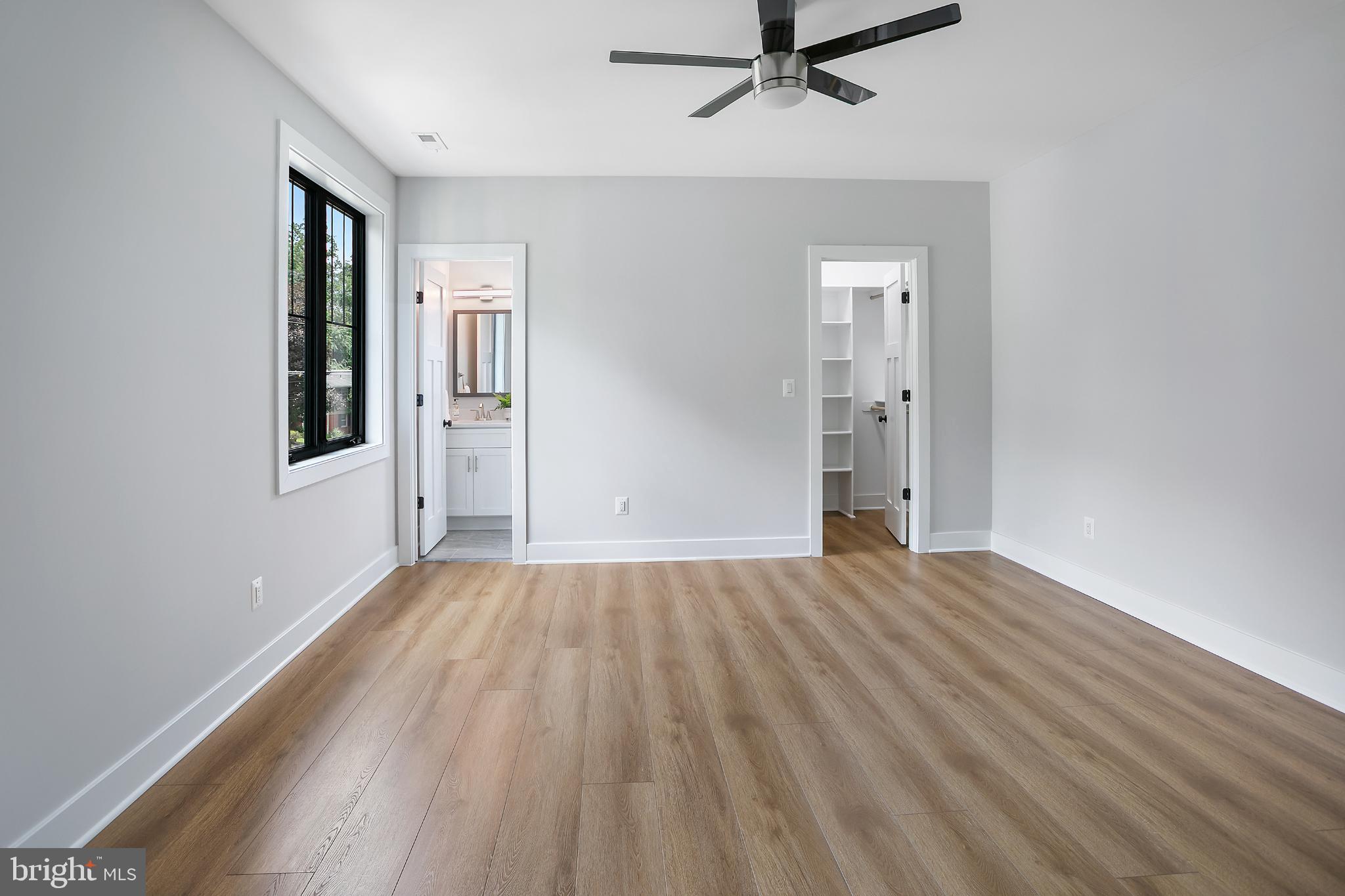 116 Fardale Street Southeast Vienna, VA 22180 - Photo 30 of 50 Upstairs bedroom 2