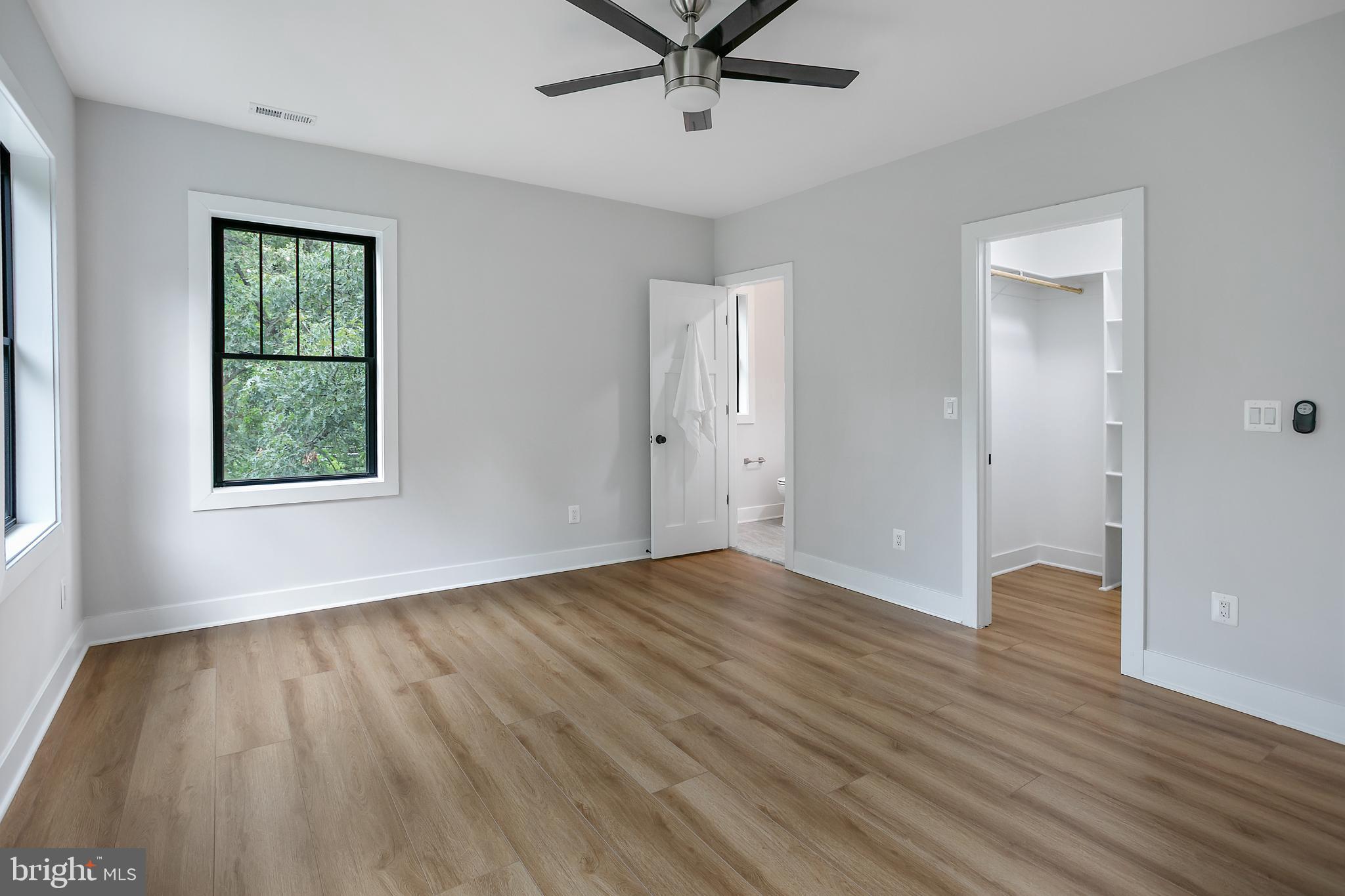 116 Fardale Street Southeast Vienna, VA 22180 - Photo 34 of 50 Upstairs bedroom 4