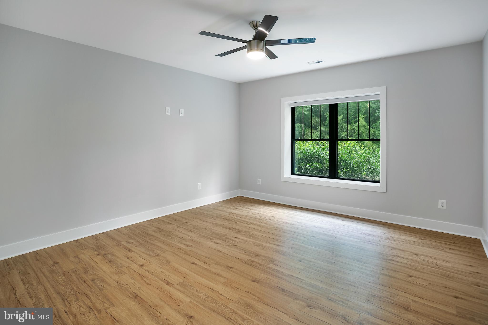 116 Fardale Street Southeast Vienna, VA 22180 - Photo 41 of 50 Basement bedroom 2