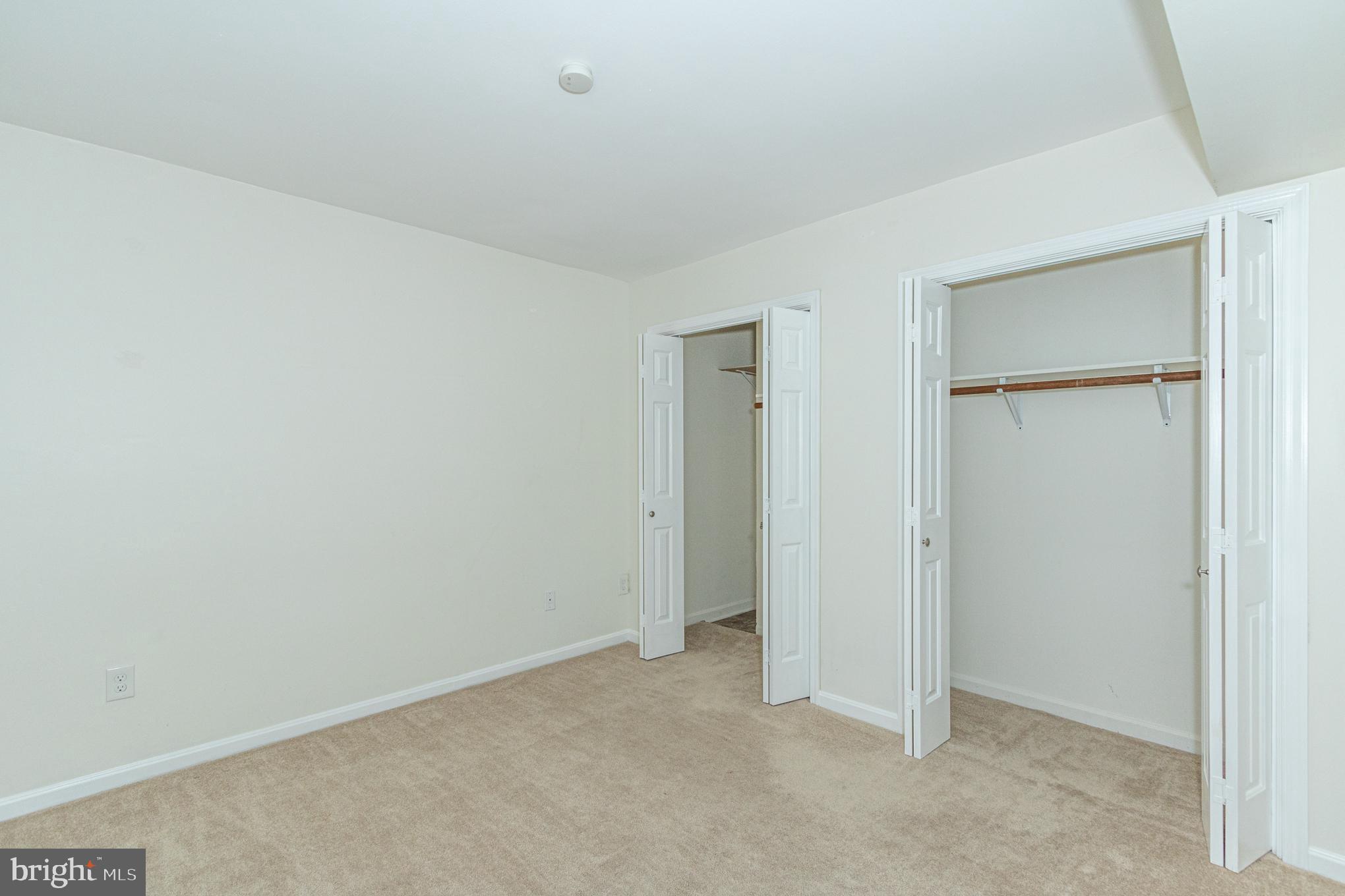 6149 Edsall Road, Unit B Alexandria, VA 22304 - Photo 12 of 19 Bedroom sized Den