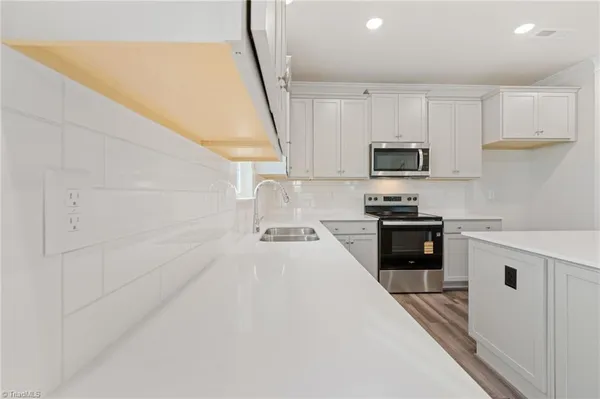 $429,465 | 2969 Flat Rock Drive, Winston-Salem, NC 27127