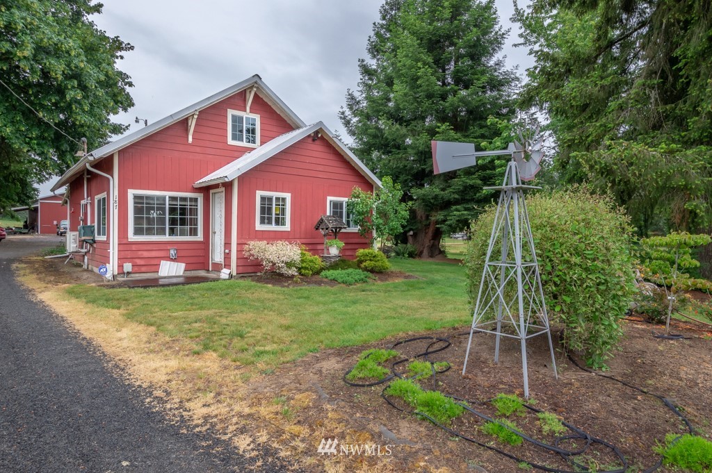 187 Wilson Road Winlock, WA 98596 - Photo 1 of 25