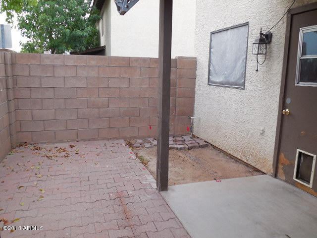 170 East Guadalupe Road, Unit 148 Gilbert, AZ 85234 - Photo 20 of 29 a bathroom with a shower